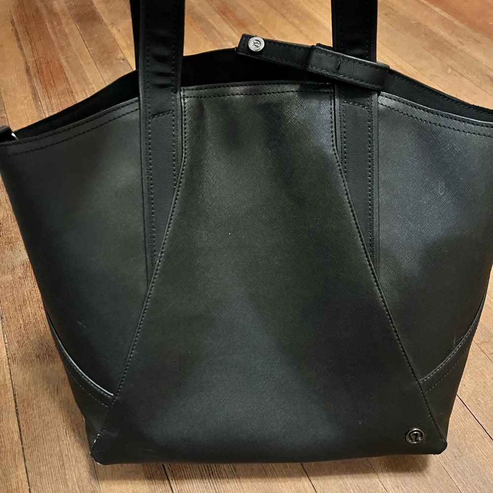Lululemon Black Tote Medium